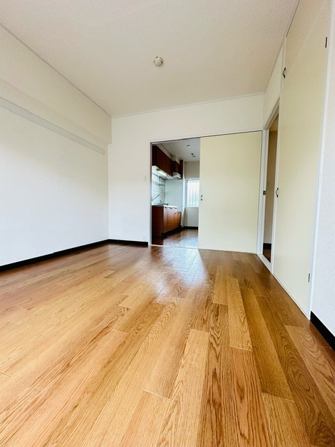 ハウス２１ＯＧＡＷＡ0106号室 リビング