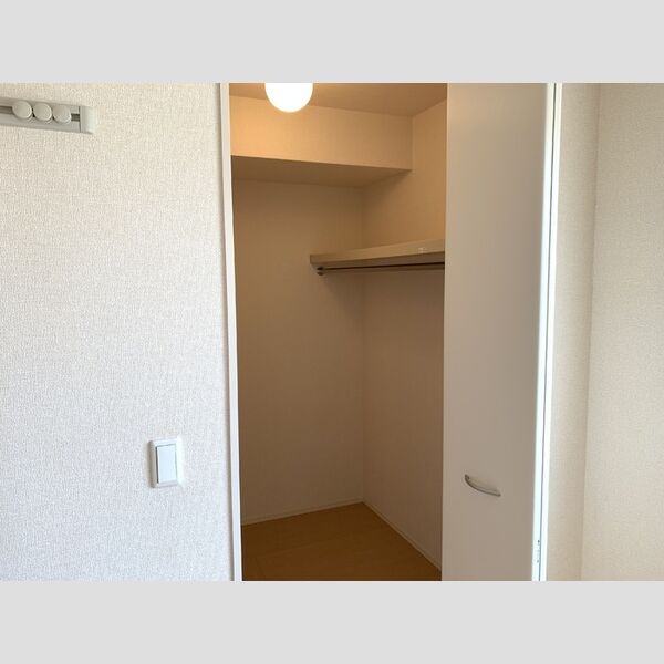 サッビア ウォークインクローゼット