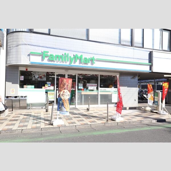 ウィングランデ ファミリーマート　西所沢店　700m