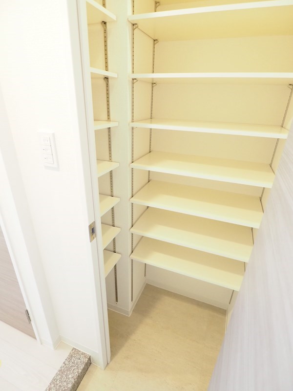 レジディア文京本郷Ⅲ 収納