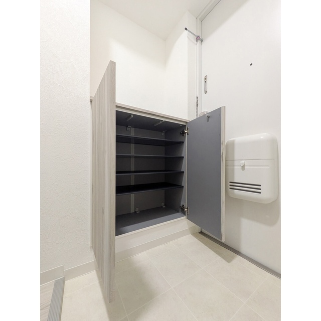 サングレース光ヶ丘401号室 内観