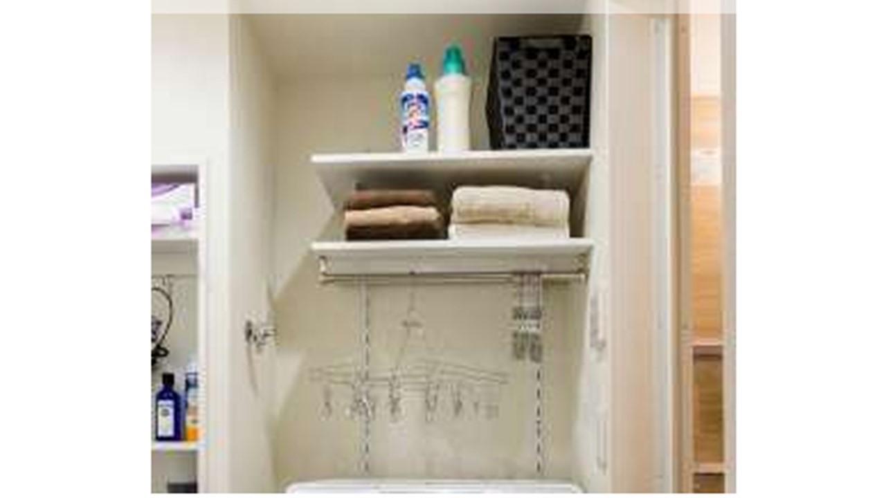 シャルール金沢文庫 洗濯機上にランドリーラックがあります（イメージ）