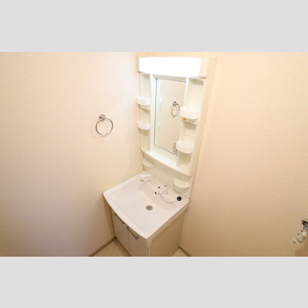 サンモール雄美 洗髪洗面化粧台