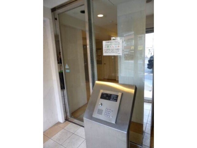 ヴェルト川崎403号室 エントランス