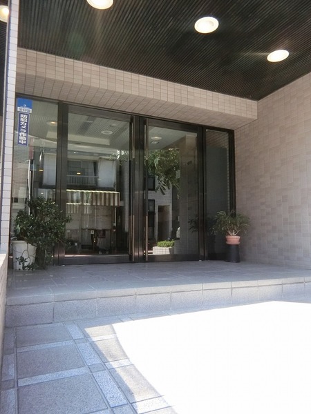 ライオンズマンション横浜反町310号室 エントランス