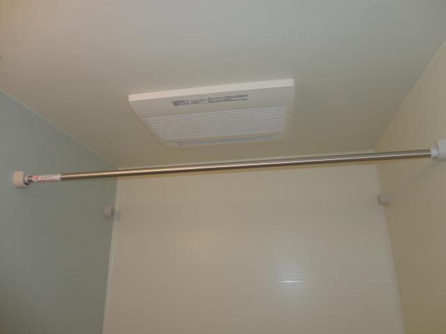 サンフォレスタ２番館101号室 浴室乾燥機（イメージ）