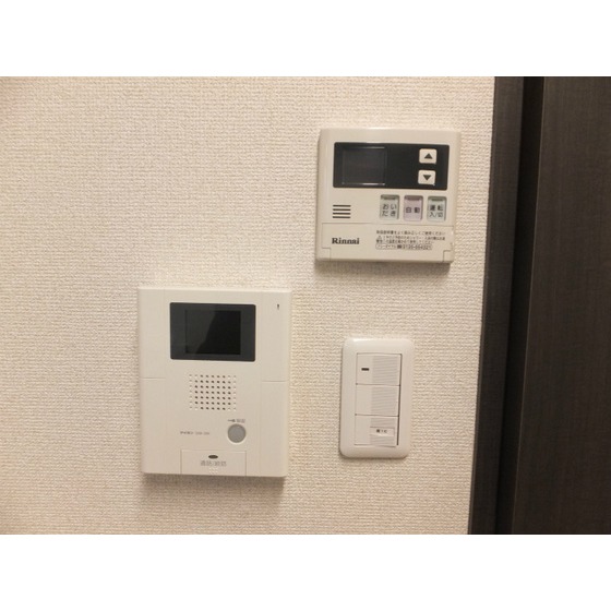 クオーレ西新宿0101号室 インターホン