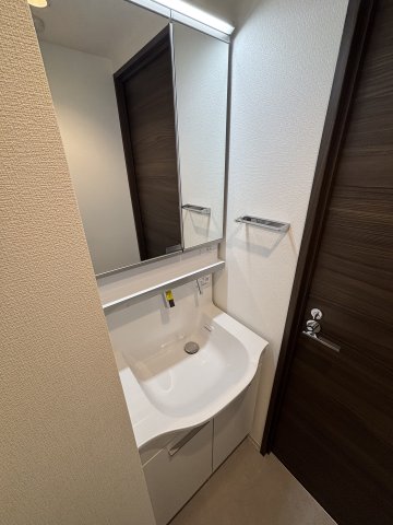 GENOVIA町田0403号室 洗面