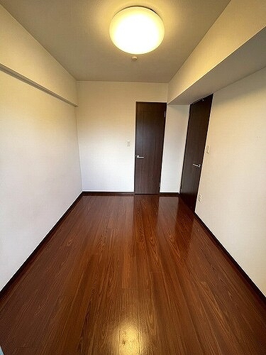 ライオンズ田無ウエストプレイス3階 洋室　約5.2畳　別角度　内装前