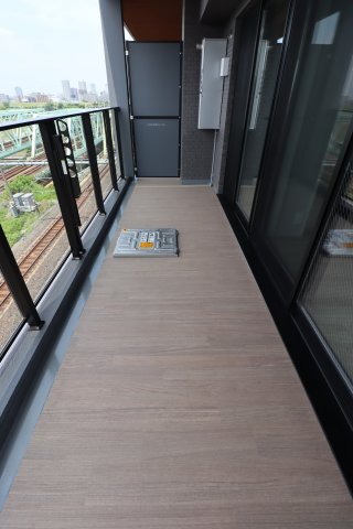 ジェノヴィア赤羽0702号室 バルコニー