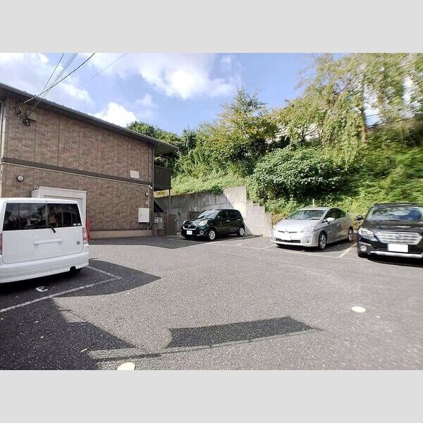 ヴェルドミールⅡ・Ⅲ　Ⅱ 駐車場