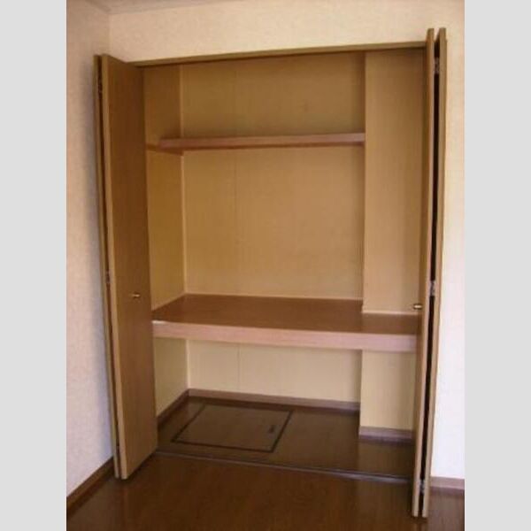 サンクテュエール 収納