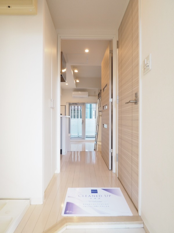 レジディア大森東2階 玄関