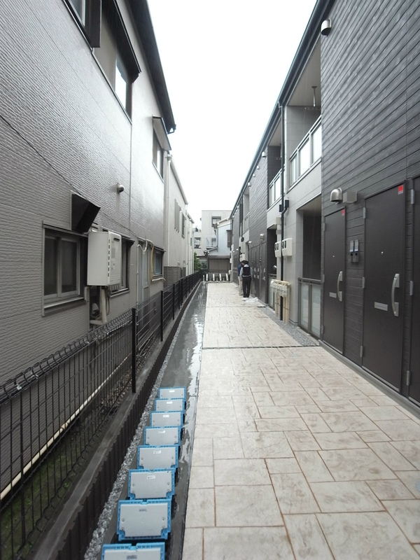 リブリ・インフロント2階 エントランス