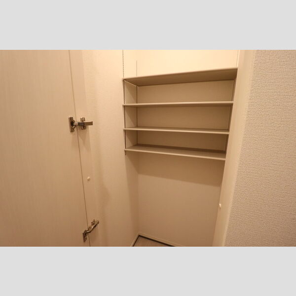 ボア・フォレット シューズボックス