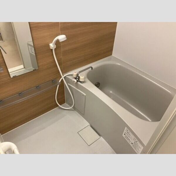 ヴィラフェリーチェ305号室 浴室