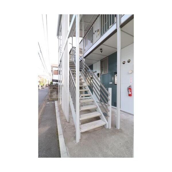 コニファー エントランス