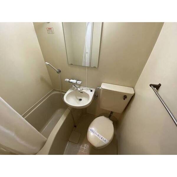 メゾン・ド・アンビアンス0109号室 お風呂