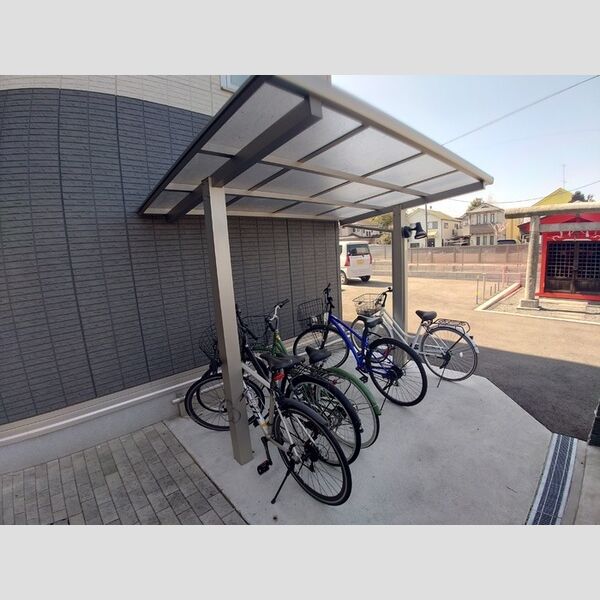 ファインカシワ 駐輪場