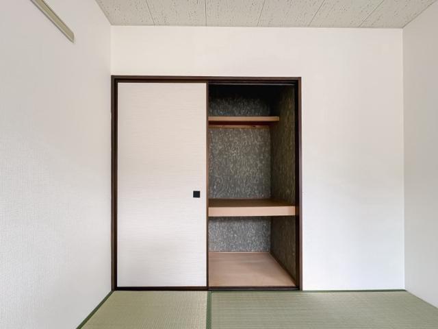 メンバーズタウンかすみ2階 収納