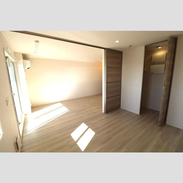 プレアデス301号室 洋室