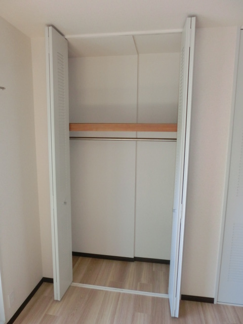 パレス武蔵野台壱番館0201号室 収納