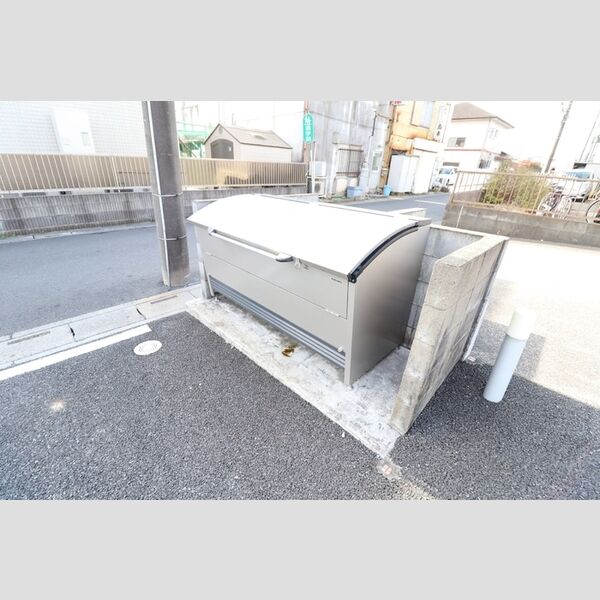 エスポワール ゴミ置き場