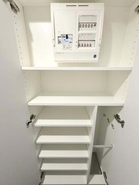 エレミ本蓮沼2階 リビング