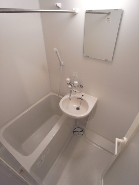 ＳＨ弘明寺1階 お風呂