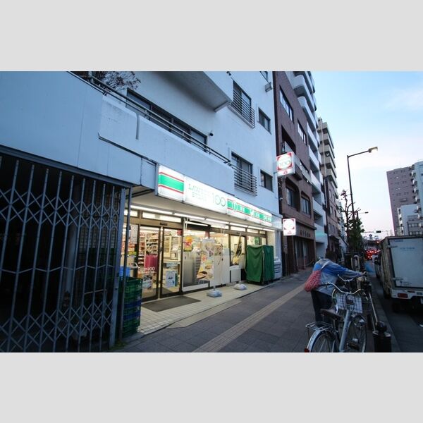 グラナーデ南千住201号室 ローソンストア100荒川南千住五丁目店