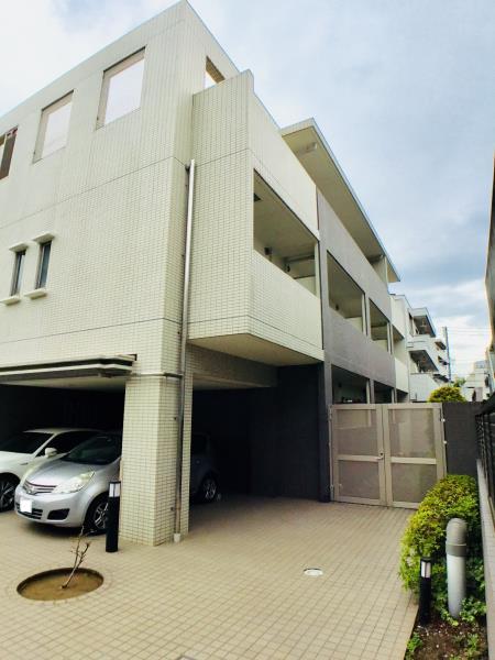 アドミーレ四谷 外観