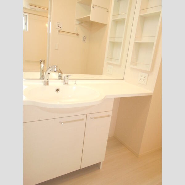 アヴェニール 洗面