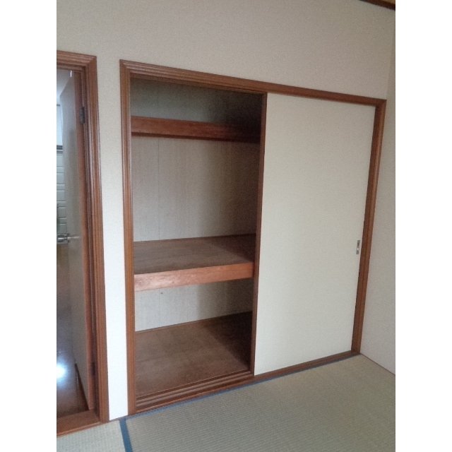 ヴェリタス和光1階 収納