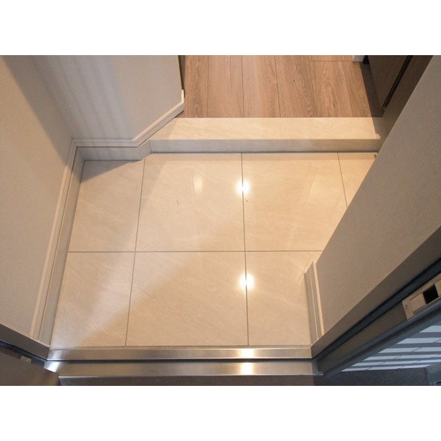 ルネサンスコート上野入谷0202号室 玄関