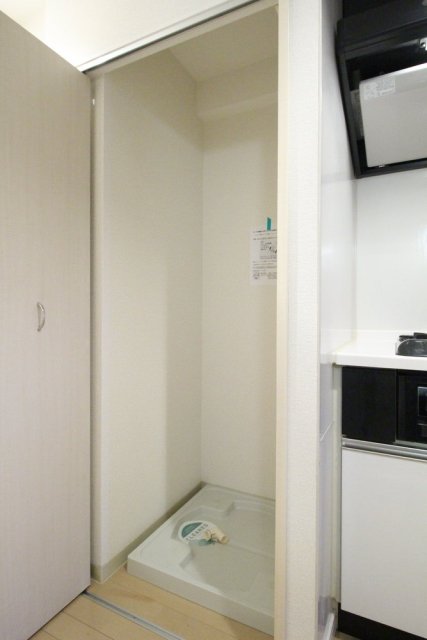 スパシエアランシア亀戸8階 室内洗濯機置場