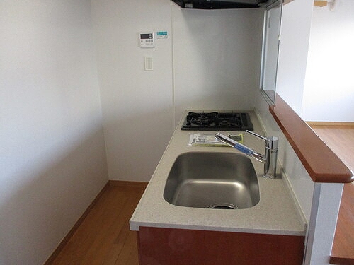 ルミエール池袋要町 キッチン　※内装後2018年11月撮影