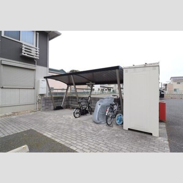 グリーンフォレスト　H103号室 駐輪場