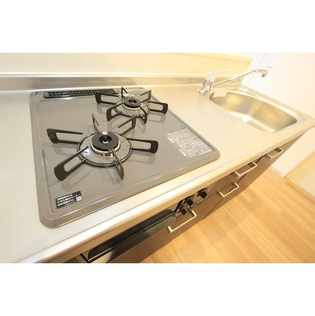 ＣＡＳＣＡＤＥ　ＳＨＩＮＭＡＣＨＩ101号室 システムキッチン(2コンロ)