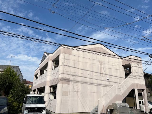 ピアリープレイス 外観写真（昼）