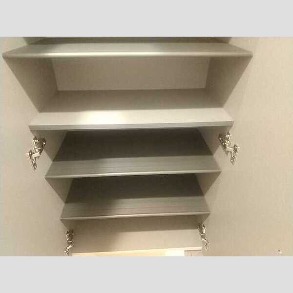 シャルールH101号室 玄関