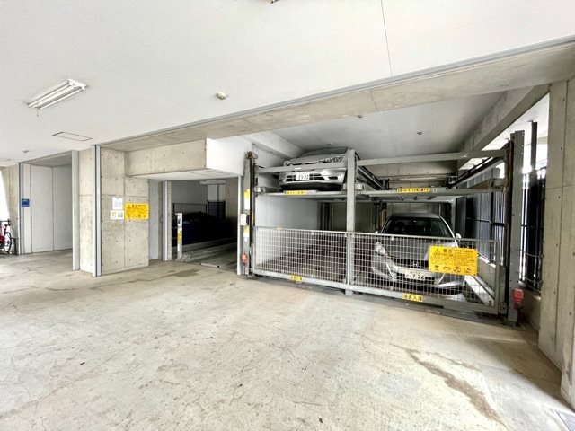 レジディア月島Ⅱ2階 駐車場