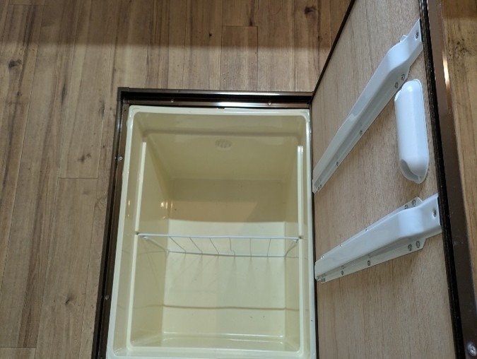 兼六コーポ滝山1階 ロフト