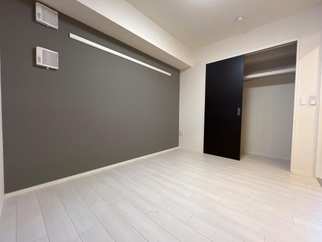 エムヒルズ（Ｍ・ＨＩＬＬＳ）603号室 リビング