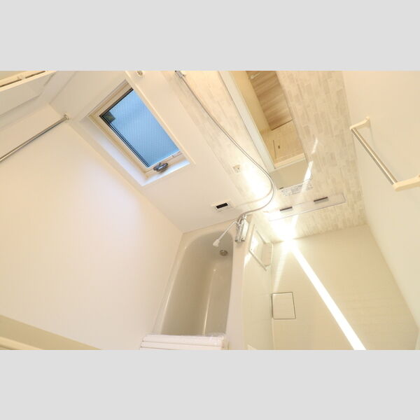 ボヌールK103号室 浴室(追い焚き給湯付き)