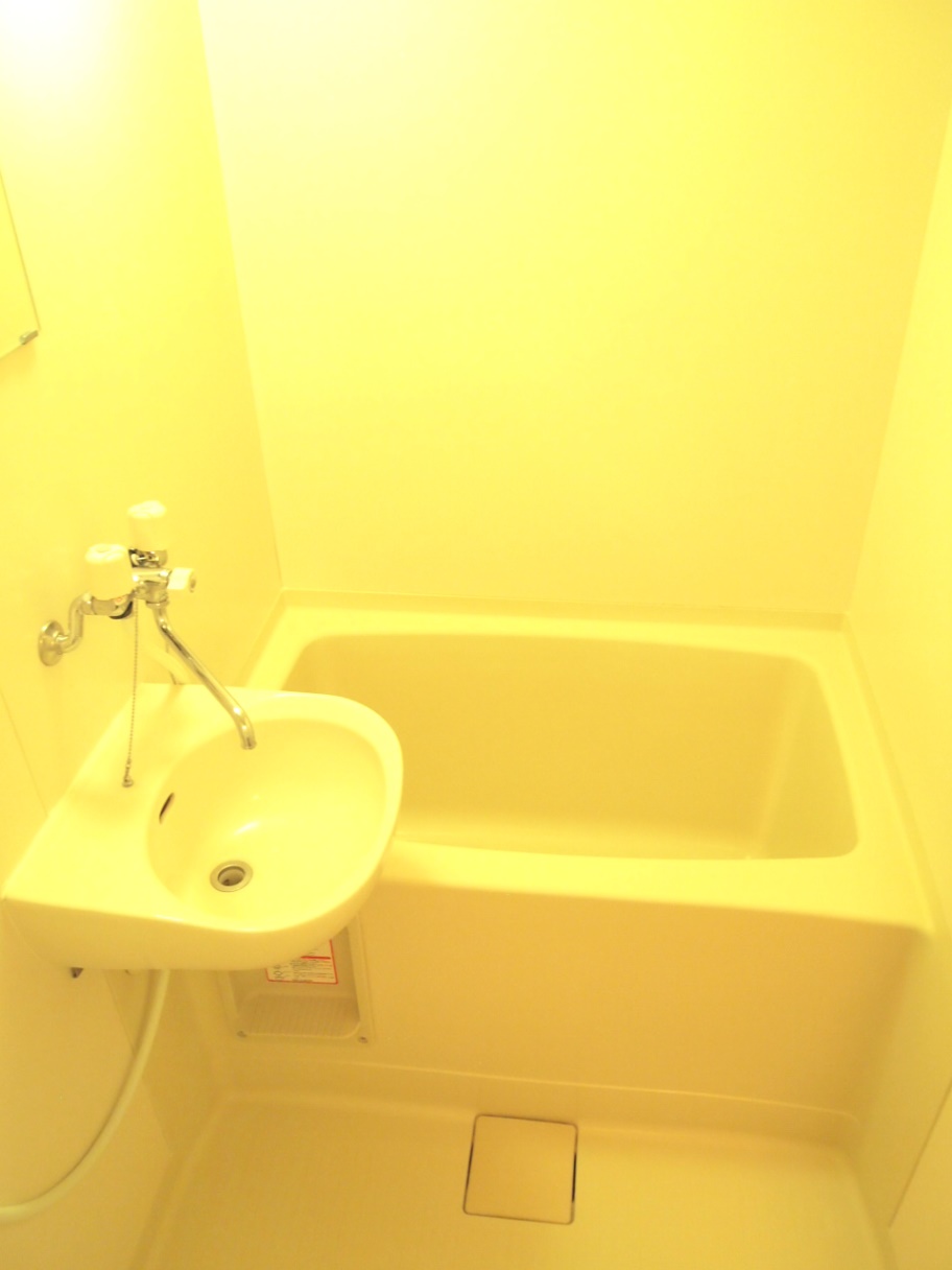 レオパレスフローラＣ お風呂