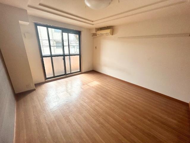 サンクレスト 洋室