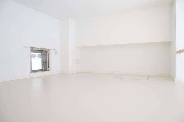 八ツ山三和ハウス リビング