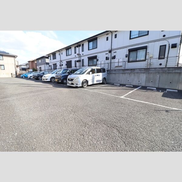 ツインハーモニー　AB 駐車場