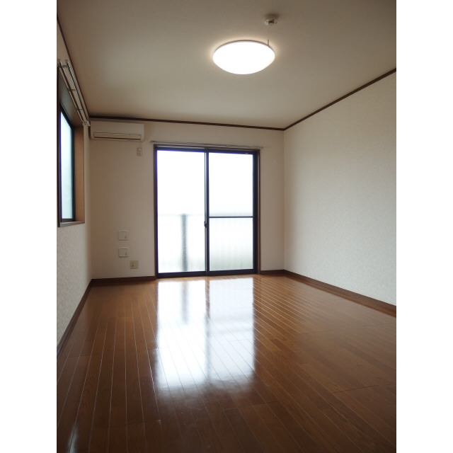 アムール Rose リビング