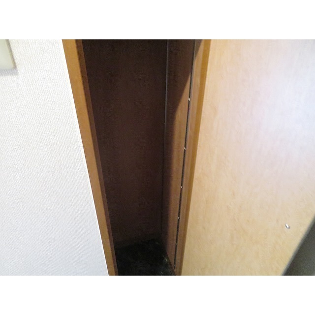 ヴィレッジ・イン・上高井戸 玄関収納